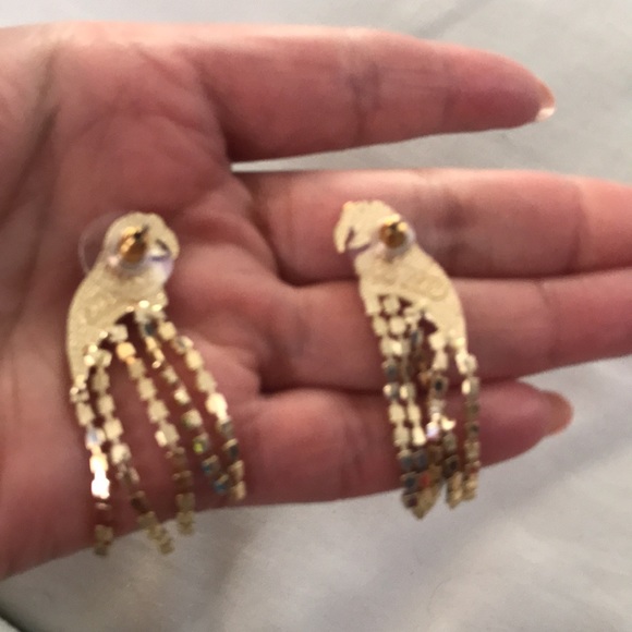 🌸NEW🌸 Sugarfix Parrot/Macaw Dangle Earrings - Picture 7 of 11